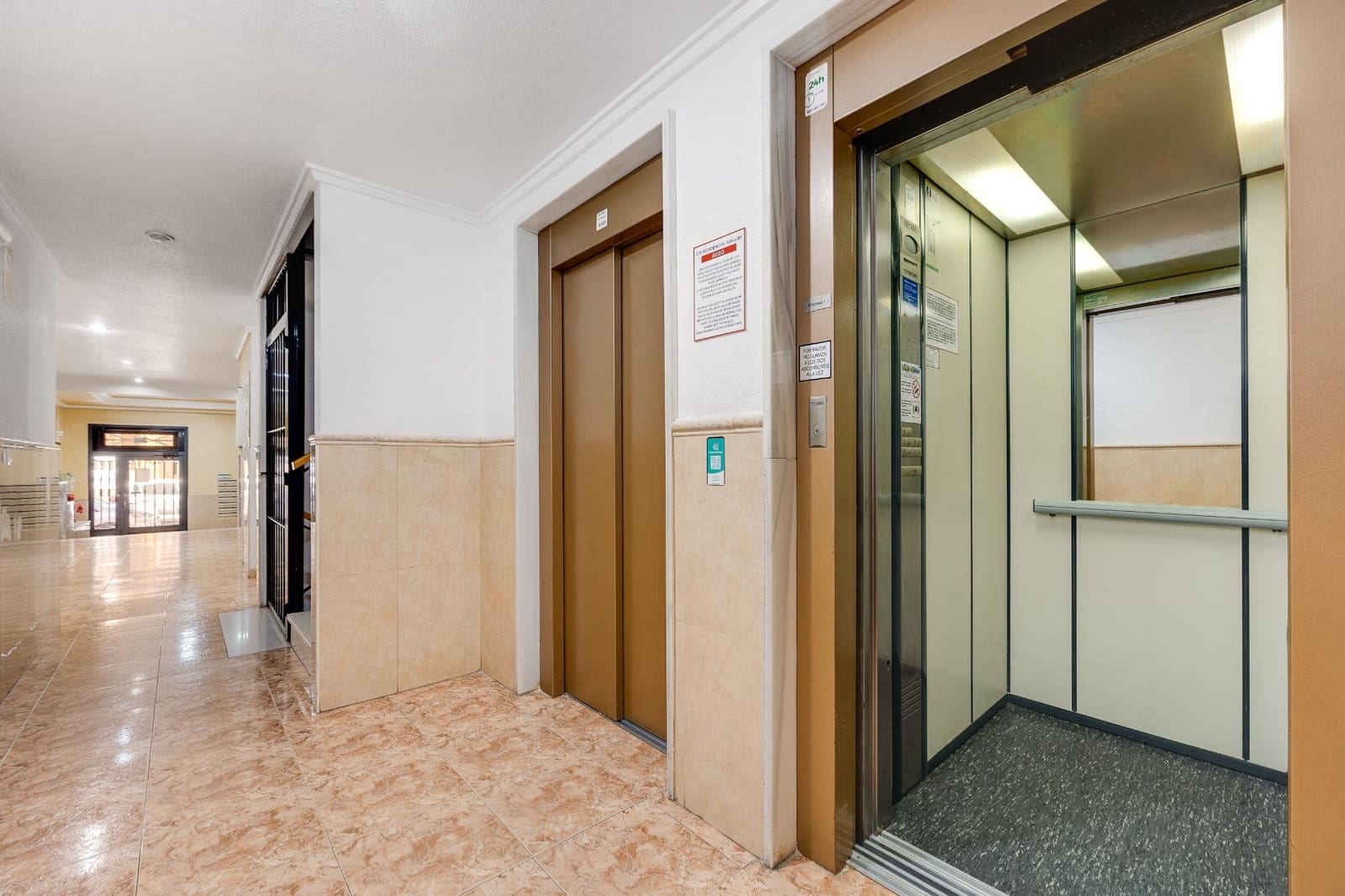 2 chambre Appartement à vendre à Torrevieja - 139 900 € (Ref: 9983509)