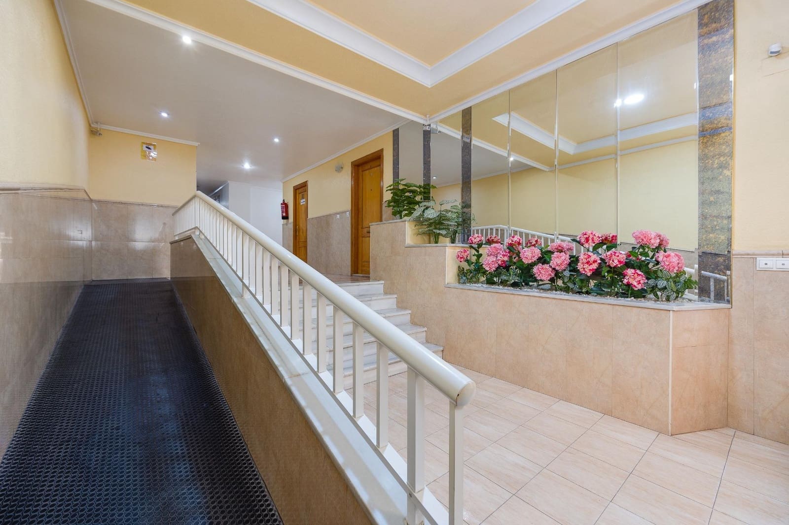 2 chambre Appartement à vendre à Torrevieja - 139 900 € (Ref: 9983509)