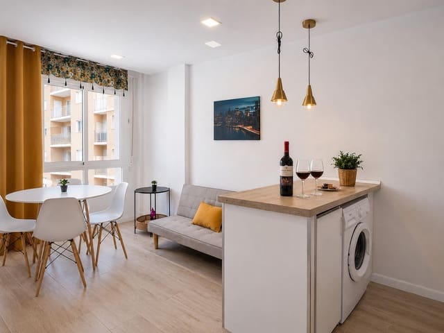 1 Zimmer Apartment zu verkaufen in Torrevieja - 119.000 € (Ref: 9983511)