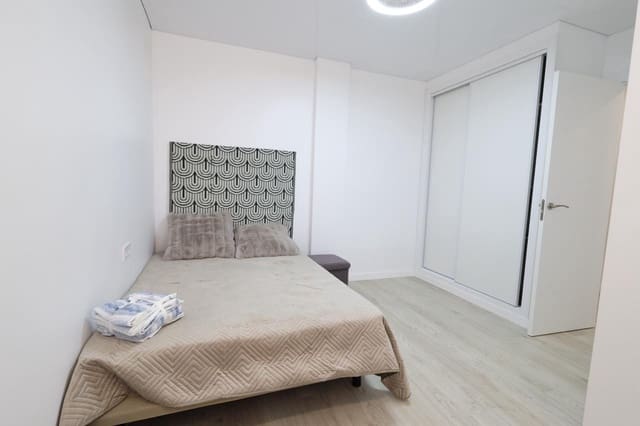 3 soveværelse Lejlighed til salg i Playa del Acequión, Torrevieja - € 230.000 (Ref: 9983513)