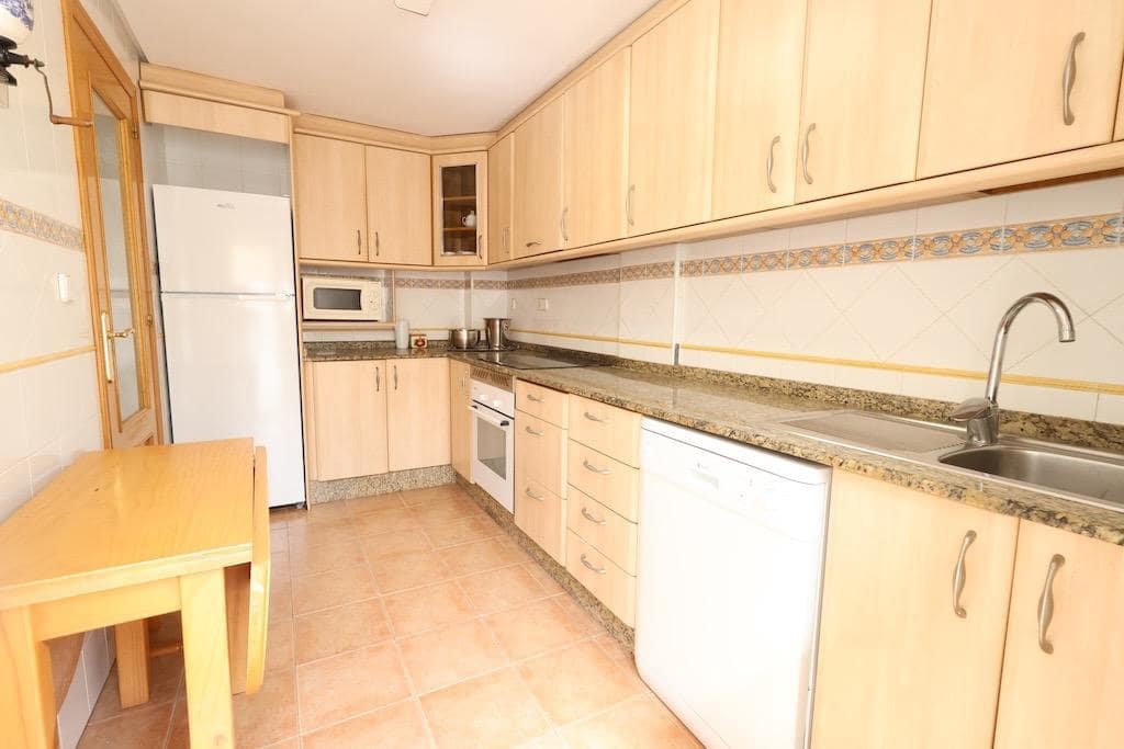 Chalet de 3 habitaciones en Orihuela Costa en venta - 390.000 € (Ref: 9983516)