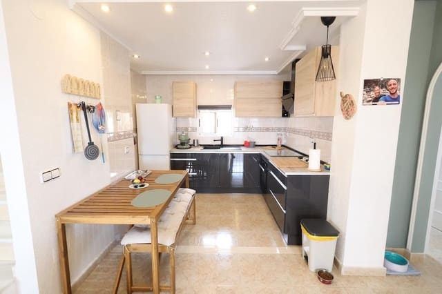 5 soverom Villa til salgs i Las Filipinas - € 385 000 (Ref: 9983519)