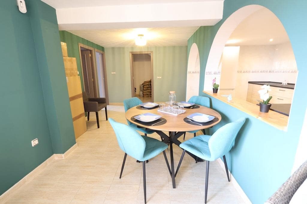5 soverom Villa til salgs i Filipinas - € 385 000 (Ref: 9983519)