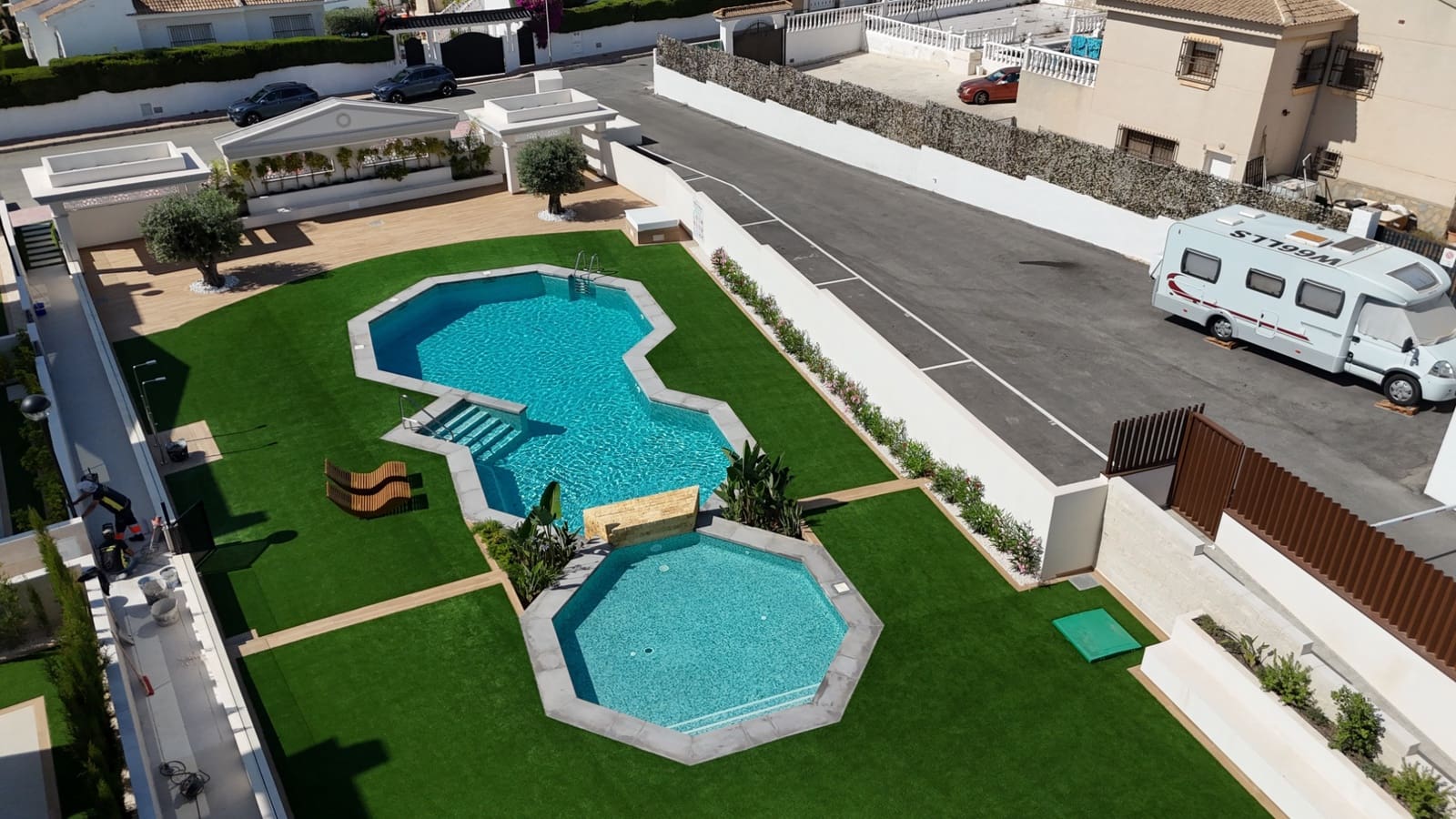 2 bedroom Bungalow for sale in Ciudad Quesada - € 359,000 (Ref: 9983523)