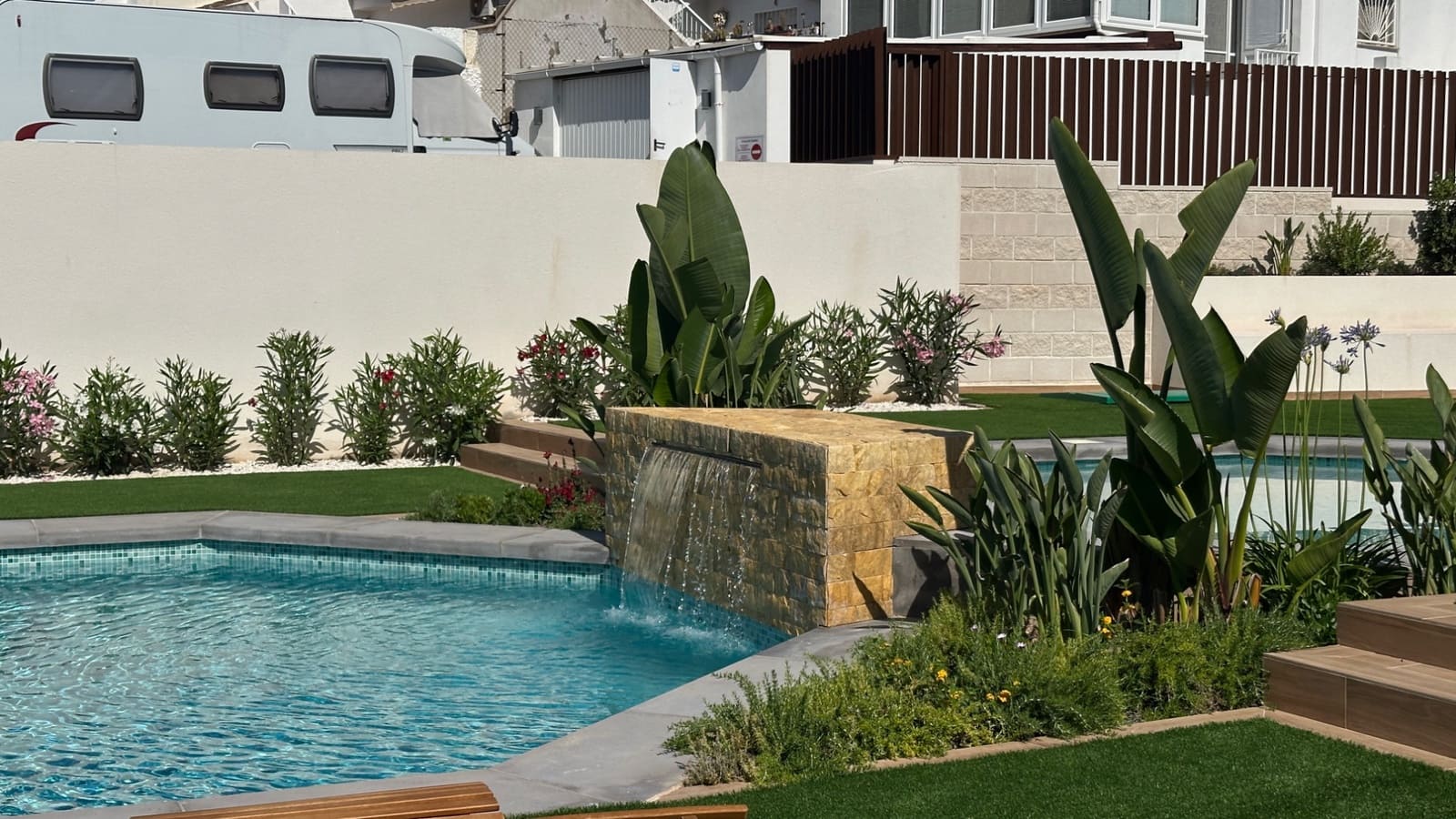 2 bedroom Bungalow for sale in Ciudad Quesada - € 359,000 (Ref: 9983523)