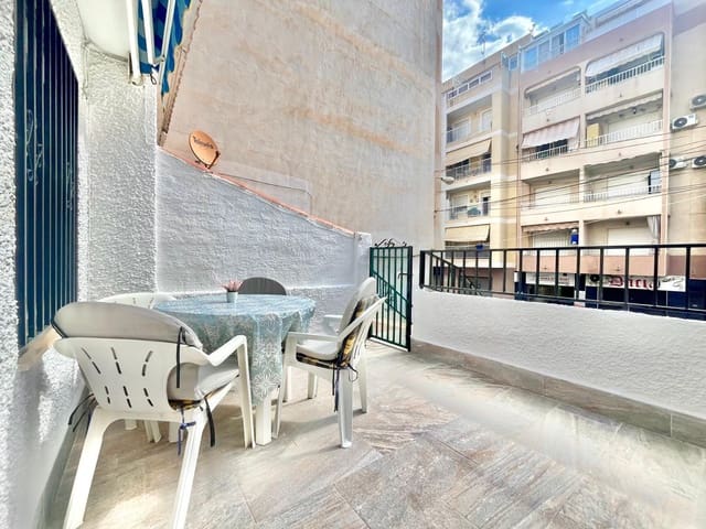 2 soveværelse Lejlighed til salg i Playa de los Locos, Torrevieja - € 143.000 (Ref: 9983528)