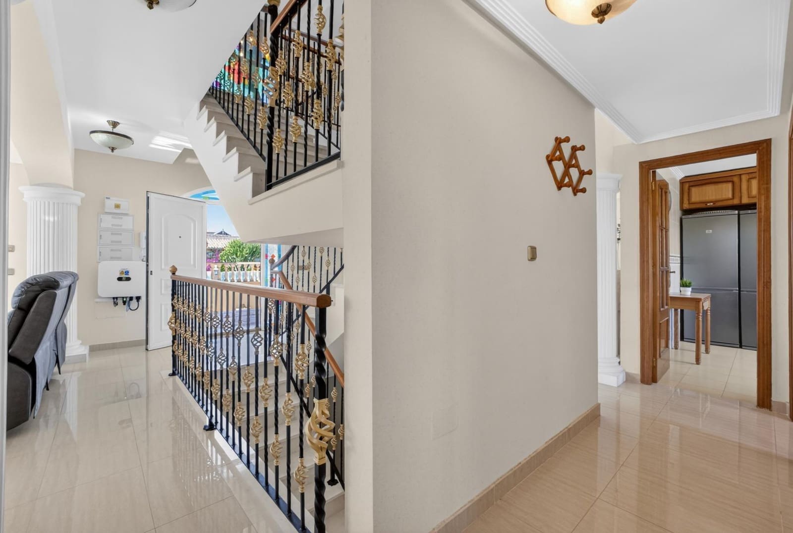 7 soveværelse Villa til salg i La Zenia - € 839.000 (Ref: 9983529)