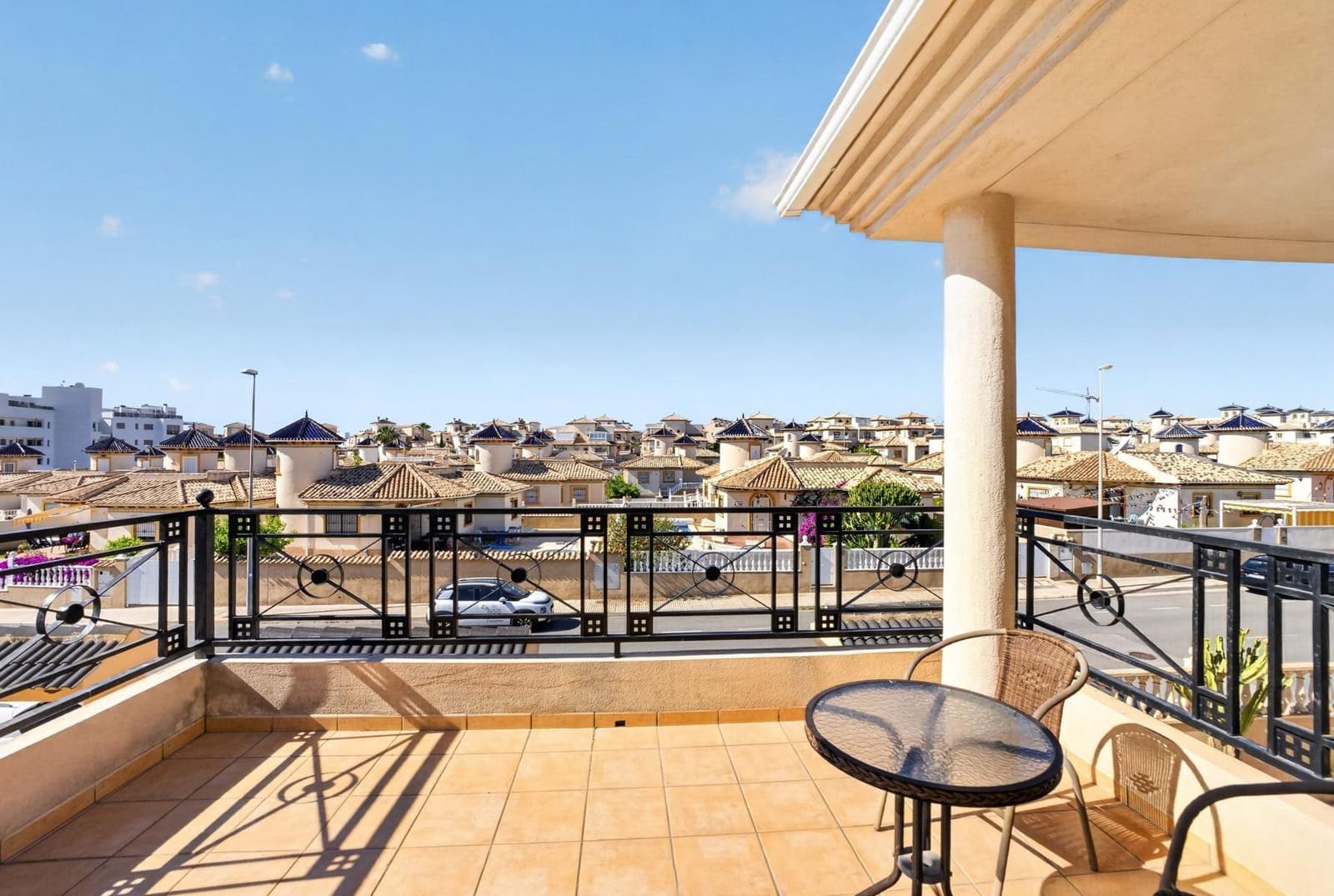 7 soveværelse Villa til salg i La Zenia - € 839.000 (Ref: 9983529)
