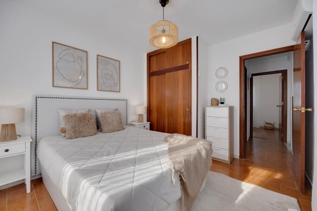 Apartamento de 2 habitaciones en Nueva Torrevieja, Torrevieja en venta - 199.900 € (Ref: 9983533)