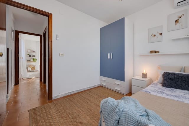 Apartamento de 2 habitaciones en Nueva Torrevieja, Torrevieja en venta - 199.900 € (Ref: 9983533)