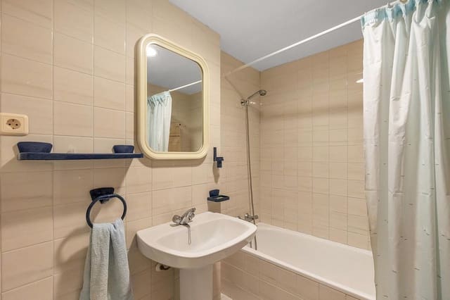 2 soverom Leilighet til salgs i Centro - Muelle Pesquero, Torrevieja - € 130 000 (Ref: 9983534)