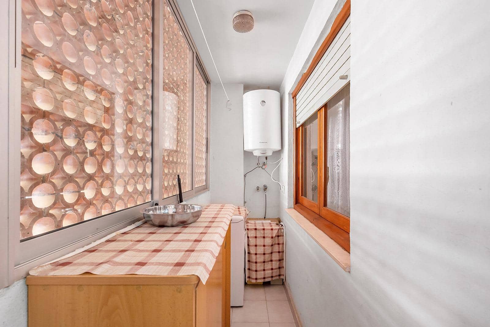 2 soverom Leilighet til salgs i Torrevieja - € 130 000 (Ref: 9983534)