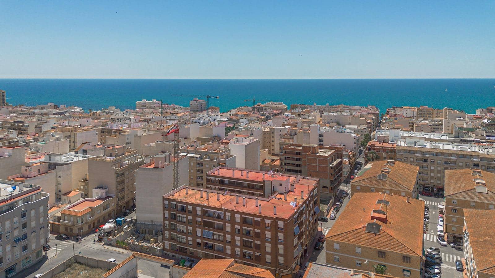 2 soverom Leilighet til salgs i Torrevieja - € 130 000 (Ref: 9983534)