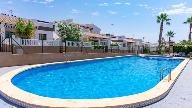3 Zimmer Haus zu verkaufen in Punta Prima, Torrevieja - 265.000 € (Ref: 9983538)