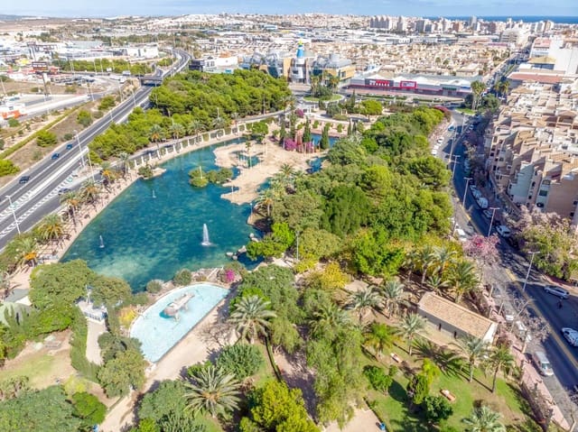 2 soverom Leilighet til salgs i Centro - Muelle Pesquero, Torrevieja - € 154 900 (Ref: 9983539)