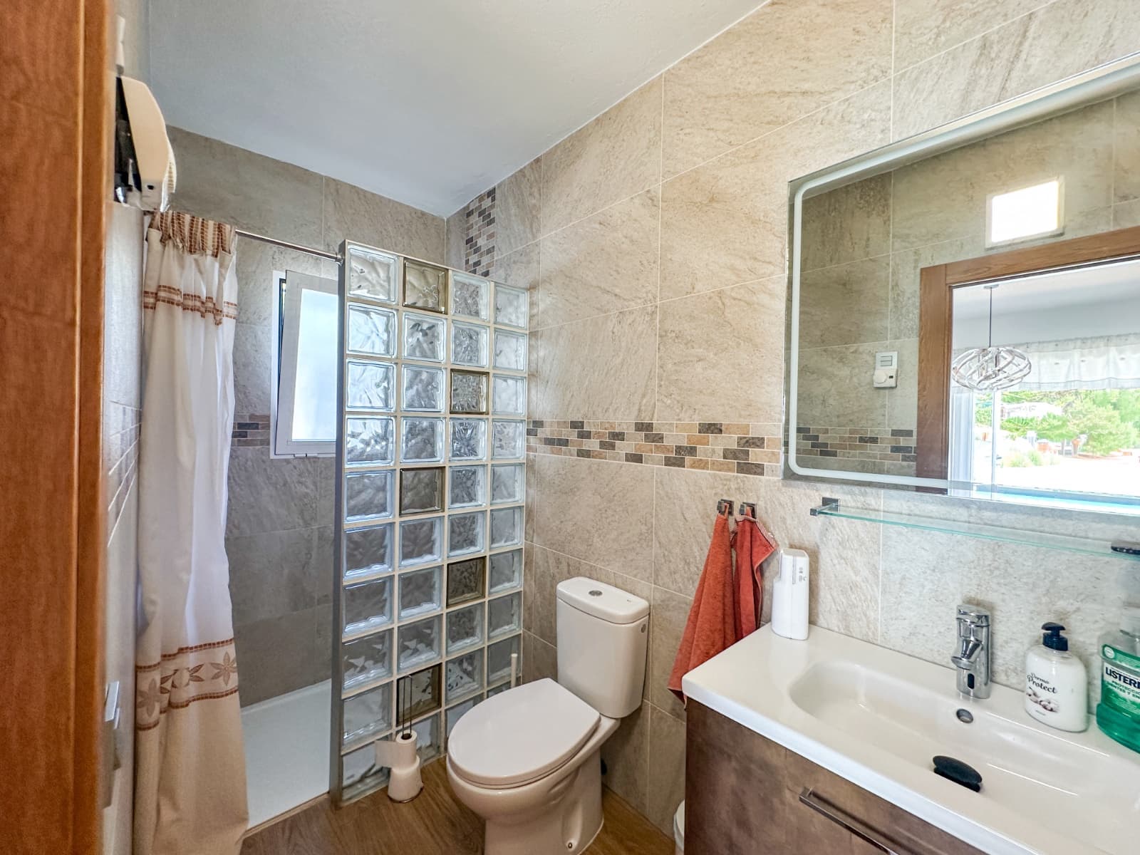 2 bedroom Townhouse for sale in Torrevieja - € 420,000 (Ref: 9983542)
