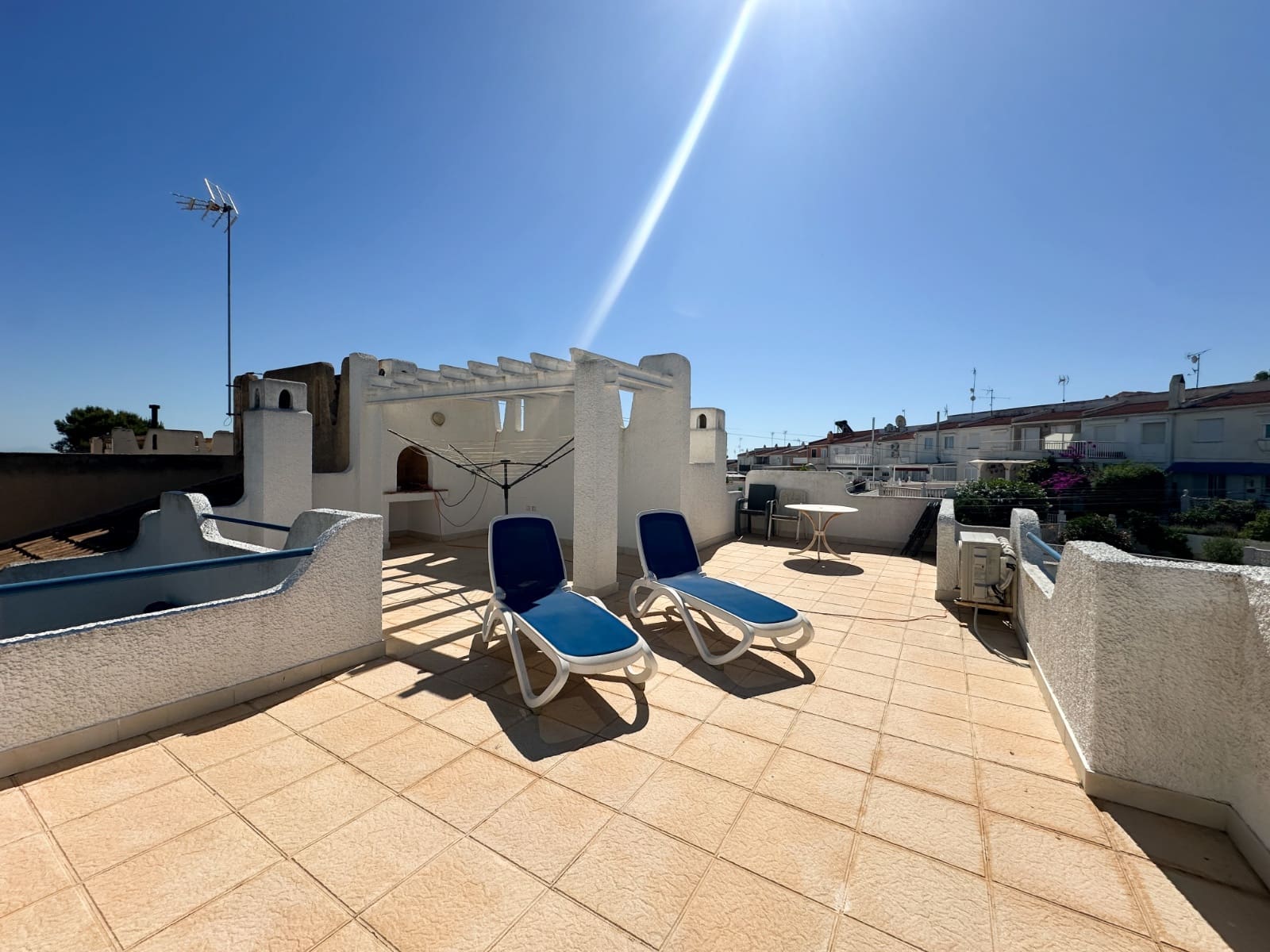 2 bedroom Townhouse for sale in Torrevieja - € 420,000 (Ref: 9983542)