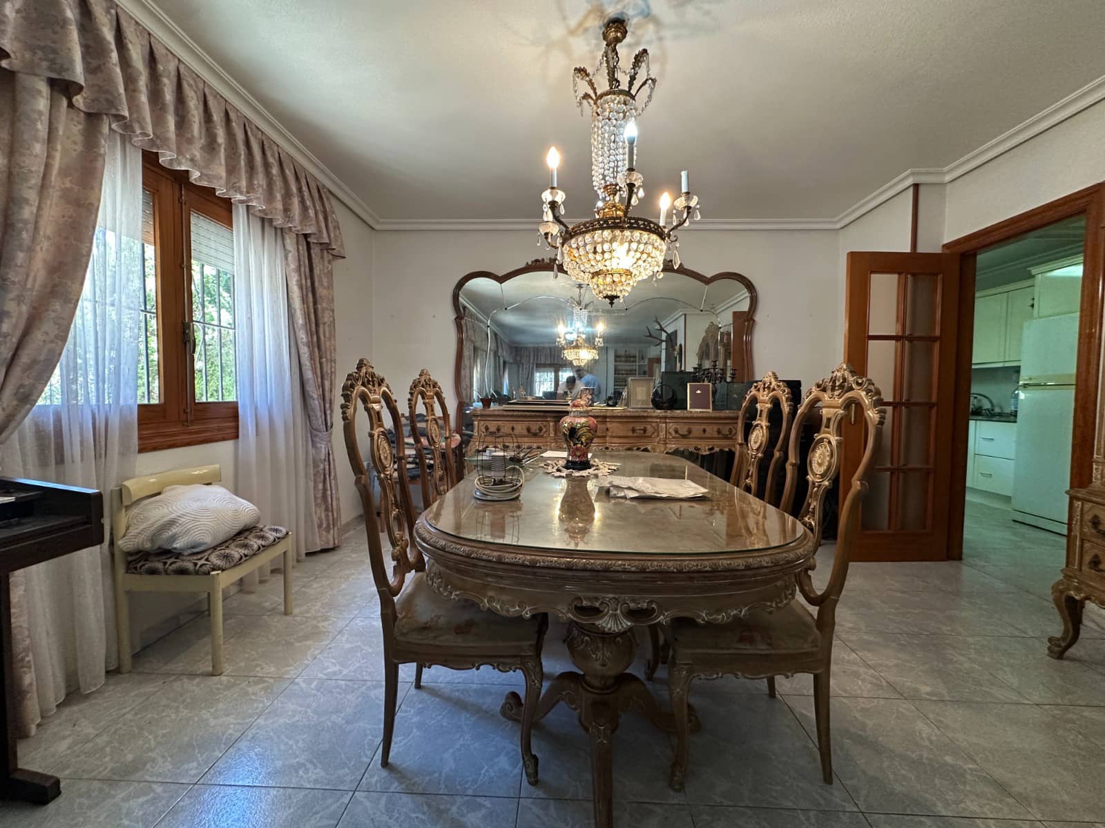 8 bedroom Villa for sale in Torrevieja - € 550,000 (Ref: 9983543)