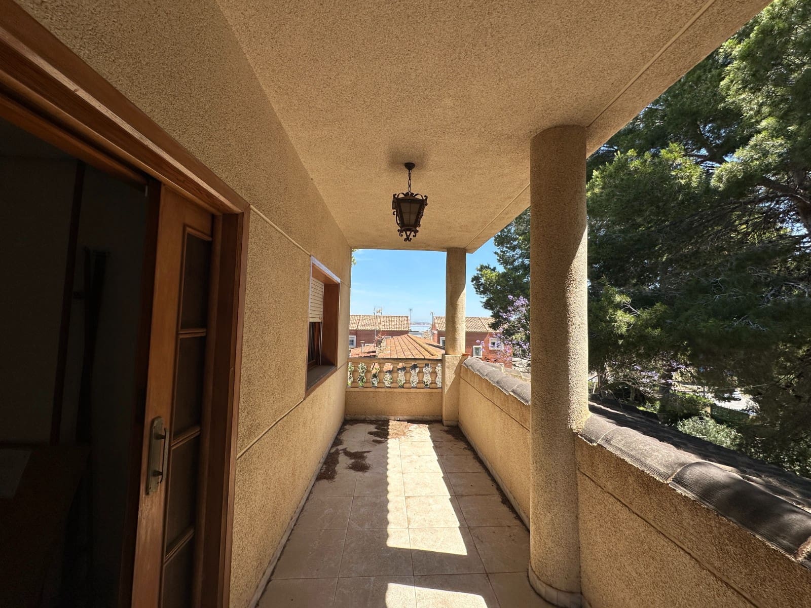 8 bedroom Villa for sale in Torrevieja - € 550,000 (Ref: 9983543)