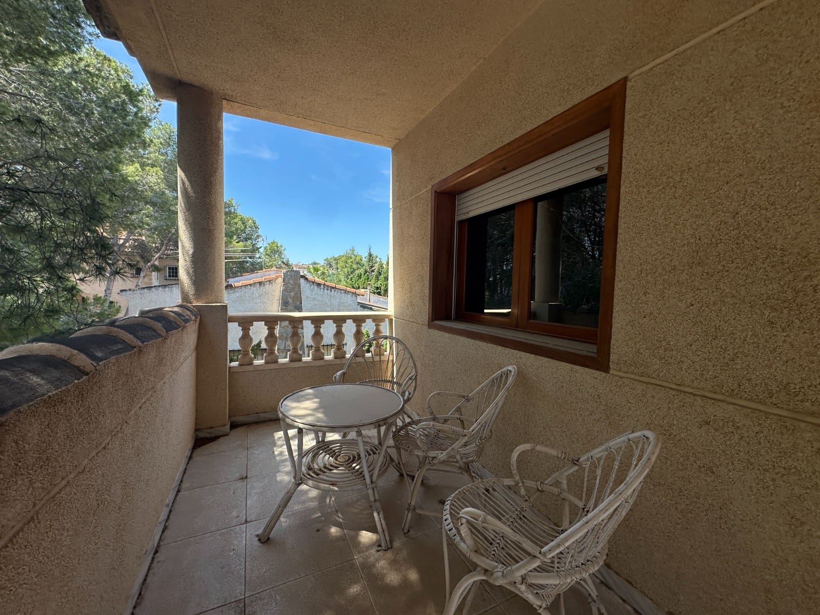 8 bedroom Villa for sale in Torrevieja - € 550,000 (Ref: 9983543)