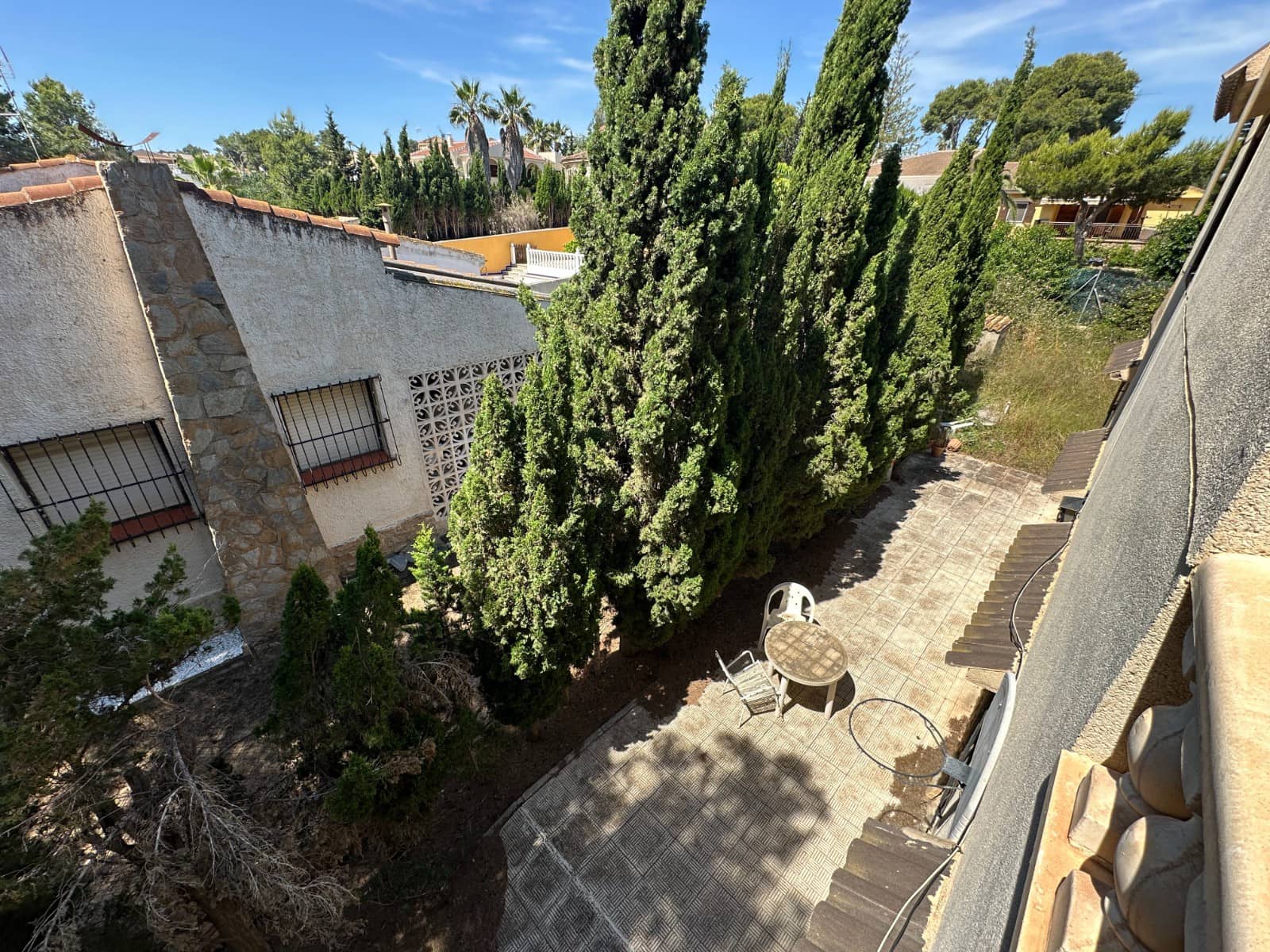 8 bedroom Villa for sale in Torrevieja - € 550,000 (Ref: 9983543)