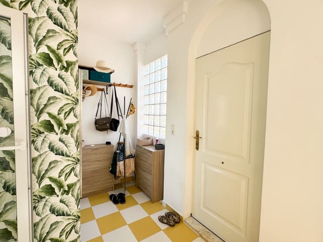 3 soveværelse Villa til salg i Nueva Torrevieja, Torrevieja - € 399.000 (Ref: 9983544)