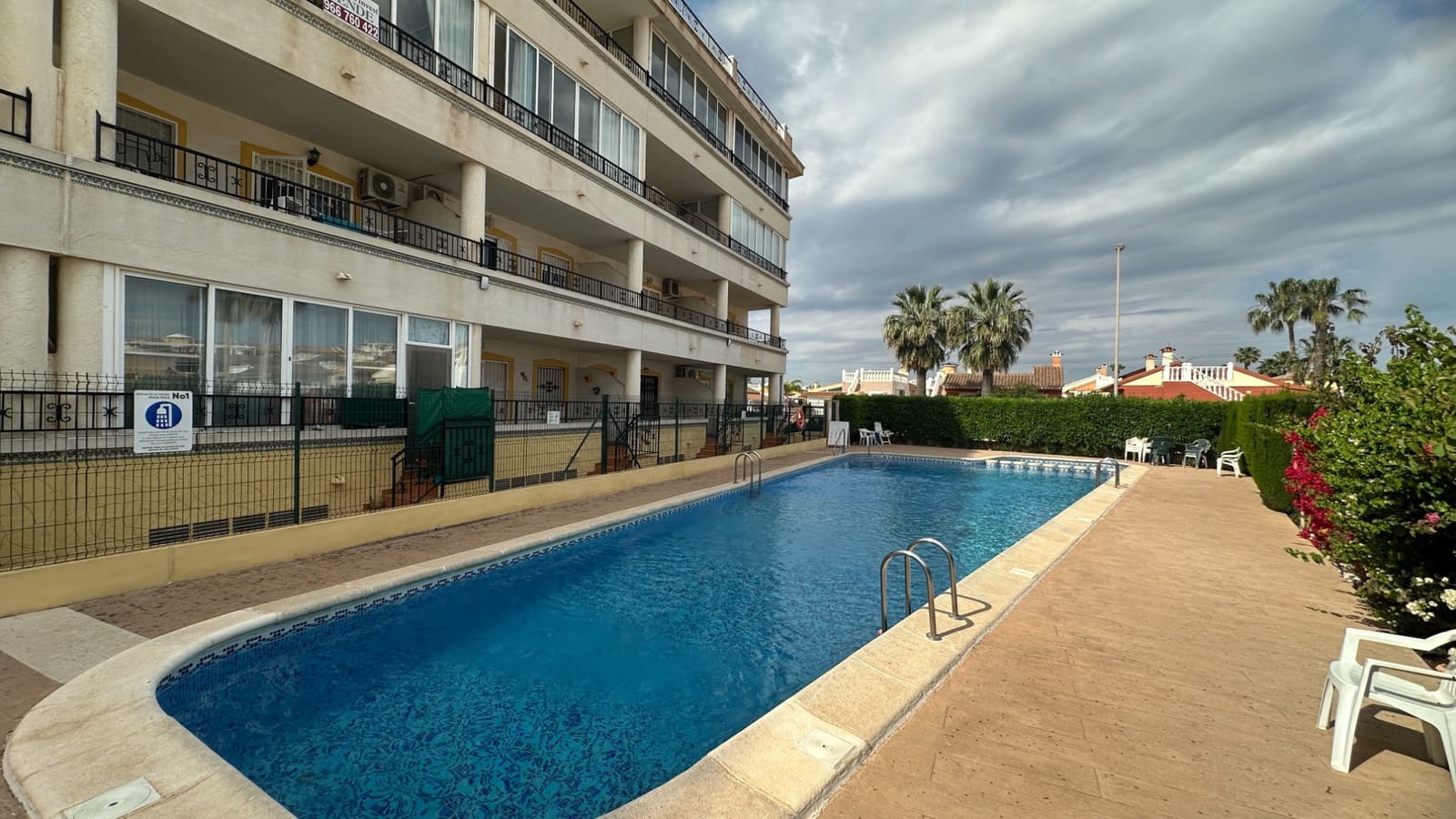 2 bedroom Apartment for sale in Playa Flamenca - € 194,800 (Ref: 9983545)
