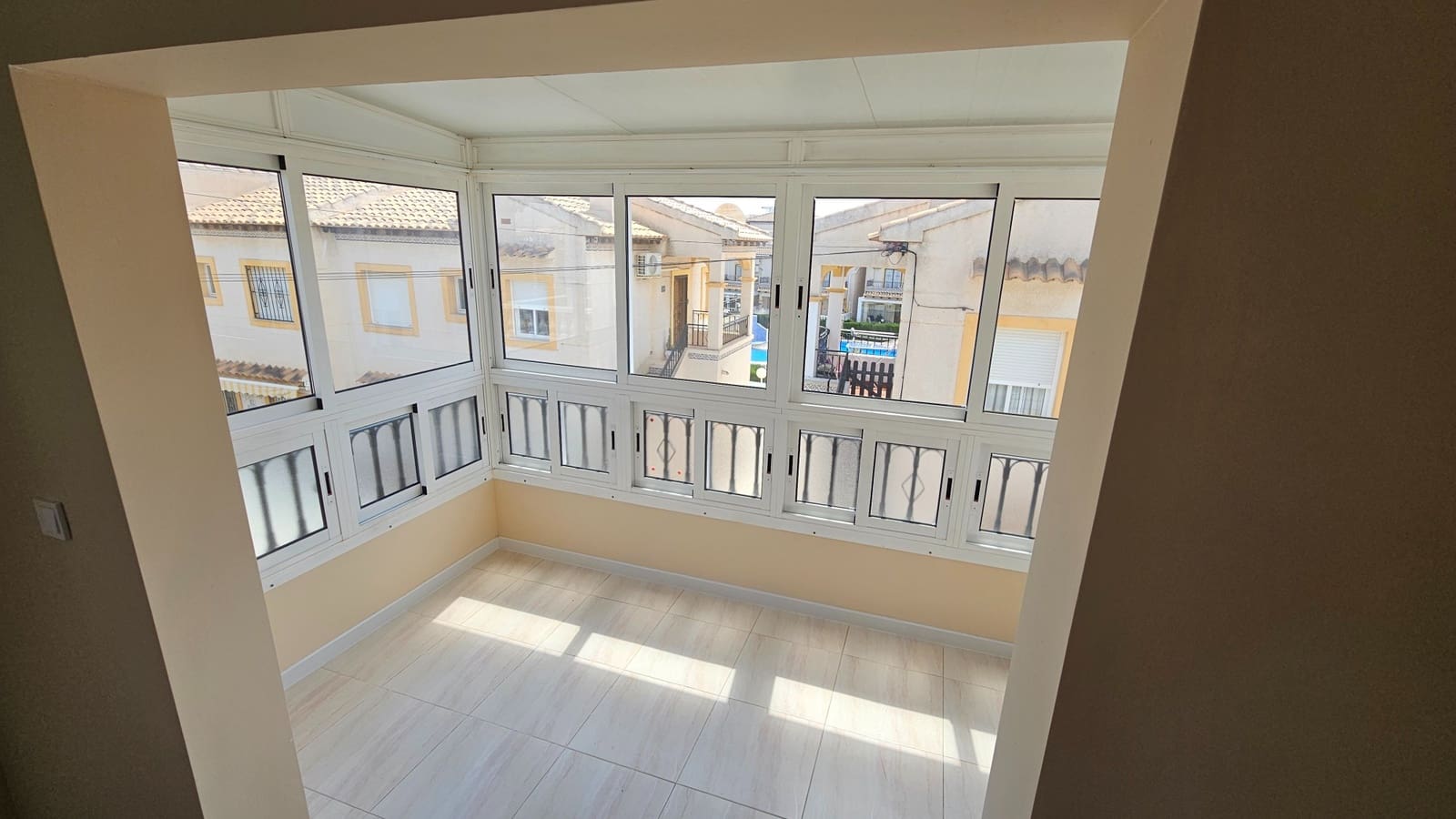 2 Zimmer Bungalow zu verkaufen in Playa Flamenca - 169.000 € (Ref: 9983546)
