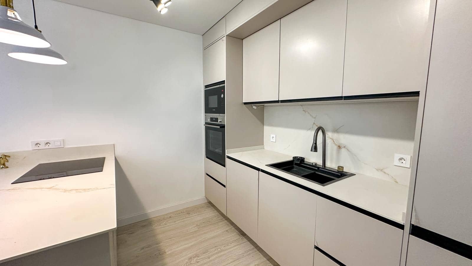 2 soveværelse Lejlighed til salg i Torrevieja - € 249.900 (Ref: 9983553)