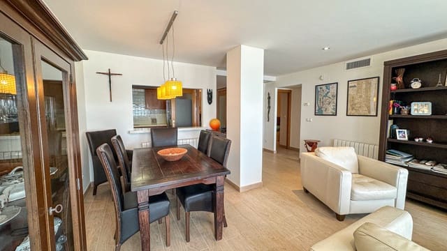 4 soveværelse Lejlighed til salg i Playa de los Locos, Torrevieja - € 680.000 (Ref: 9983556)