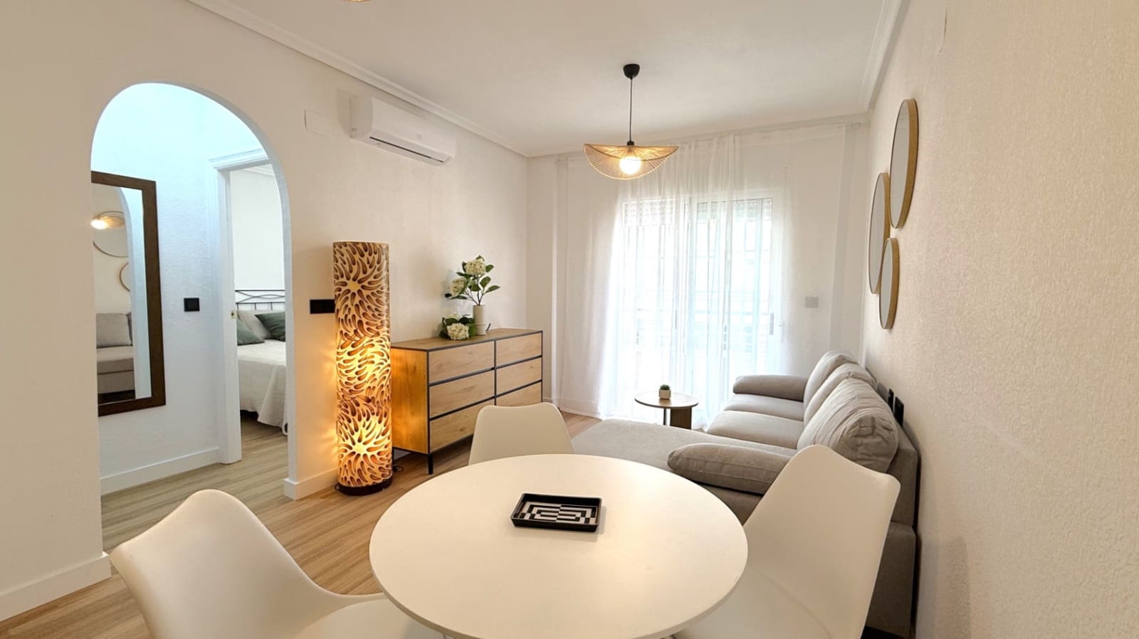 2 soveværelse Lejlighed til salg i Torrevieja - € 164.900 (Ref: 9983560)