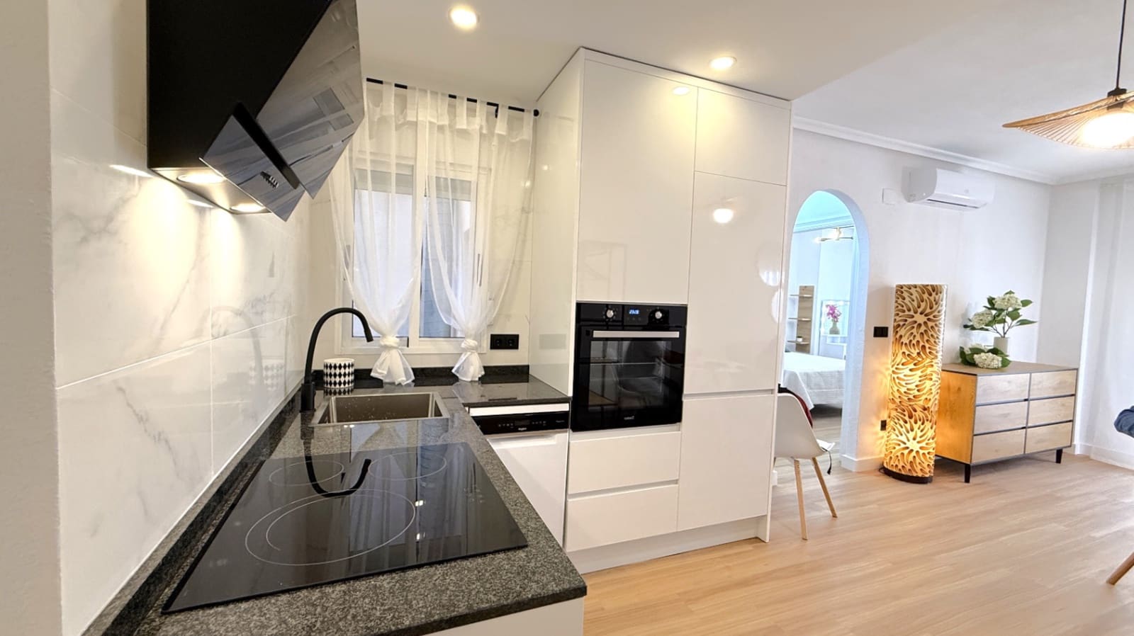 2 soveværelse Lejlighed til salg i Torrevieja - € 164.900 (Ref: 9983560)