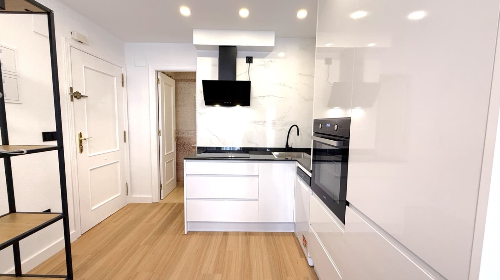 2 soveværelse Lejlighed til salg i Torrevieja - € 164.900 (Ref: 9983560)