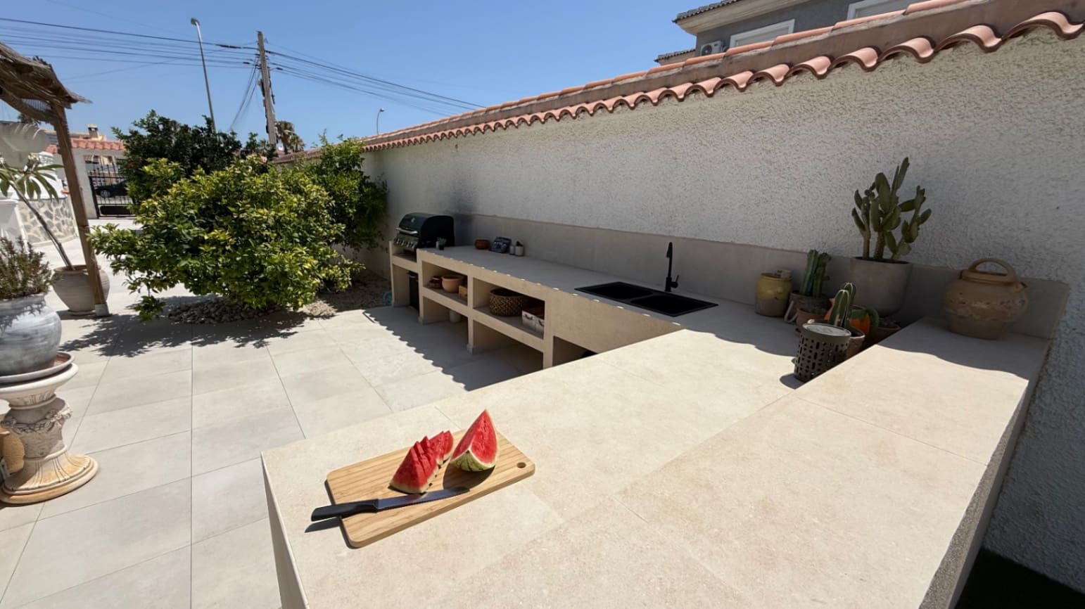 3 bedroom Villa for sale in Torrevieja - € 645,000 (Ref: 9983564)