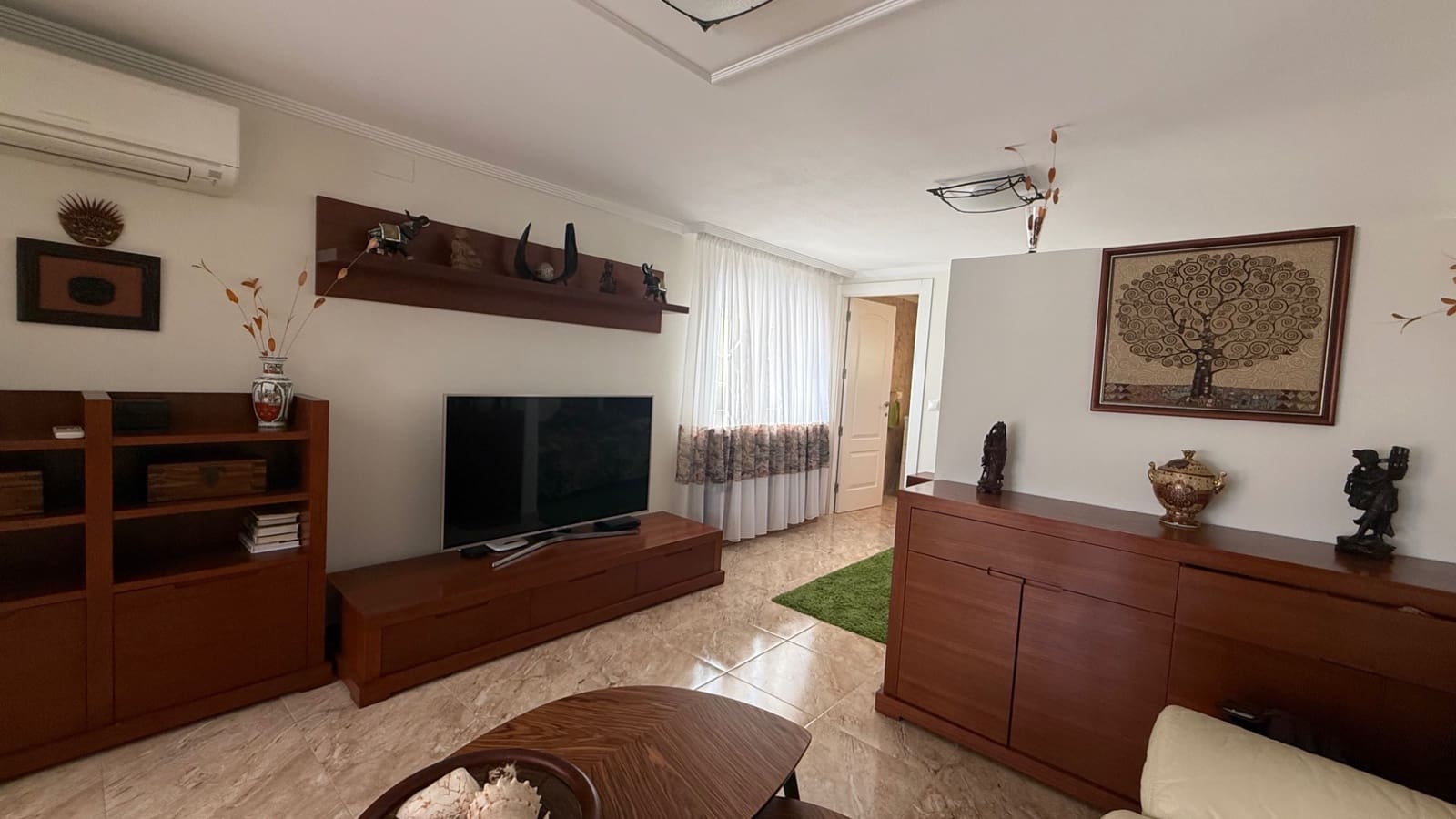7 bedroom Villa for sale in Torrevieja - € 930,000 (Ref: 9983565)