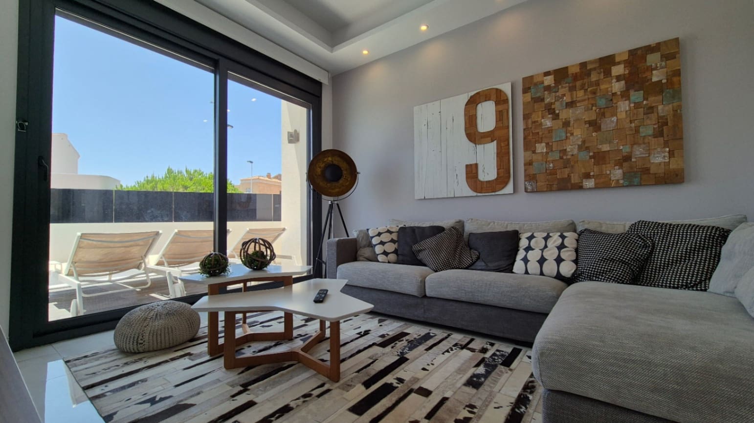 4 soveværelse Villa til salg i Torrevieja - € 785.000 (Ref: 9983566)