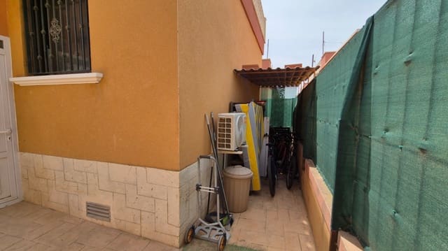 2 soveværelse Villa til salg i Aguas Nuevas, Torrevieja - € 322.400 (Ref: 9983567)