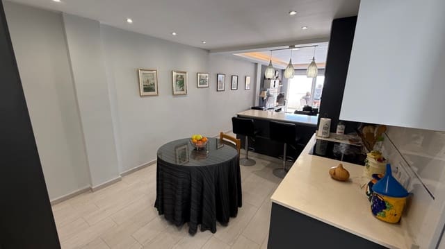 3 soveværelse Lejlighed til salg i Playa del Cura, Torrevieja - € 329.000 (Ref: 9983568)