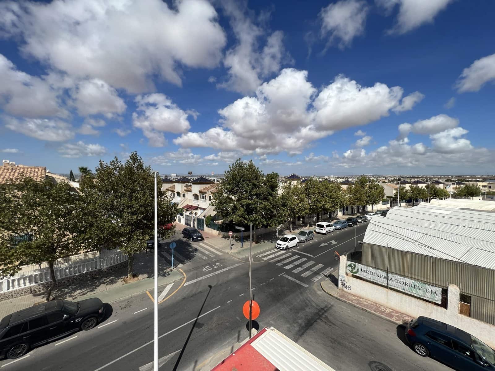 Gewerbe zu verkaufen in Torrevieja - 1.000.000 € (Ref: 9983569)