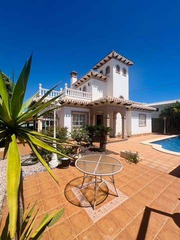 3 soveværelse Villa til salg i La Zenia, Orihuela - € 780.000 (Ref: 9983570)
