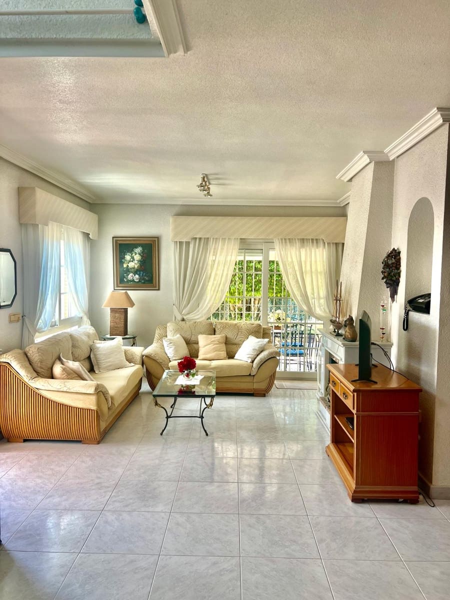3 soveværelse Villa til salg i Orihuela Costa - € 780.000 (Ref: 9983570)