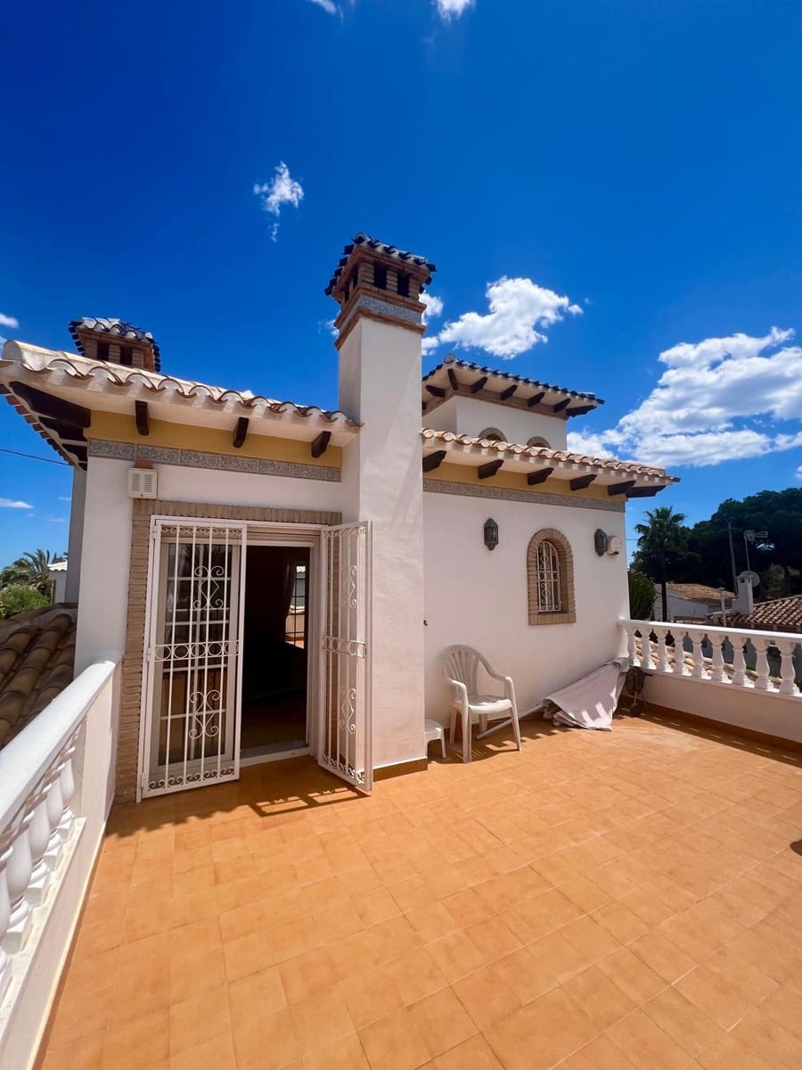 3 soveværelse Villa til salg i Orihuela Costa - € 780.000 (Ref: 9983570)