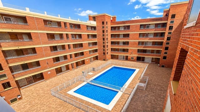 2 chambre Appartement à vendre à Playa de los Náufragos, Torrevieja - 140 000 € (Ref: 9983573)