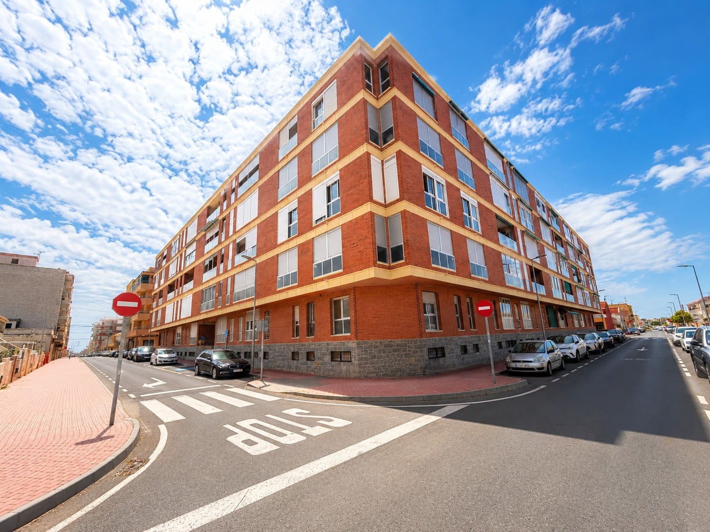 2 chambre Appartement à vendre à Torrevieja - 140 000 € (Ref: 9983573)