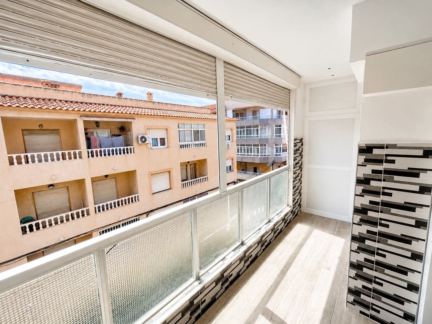 2 chambre Appartement à vendre à Torrevieja - 140 000 € (Ref: 9983573)