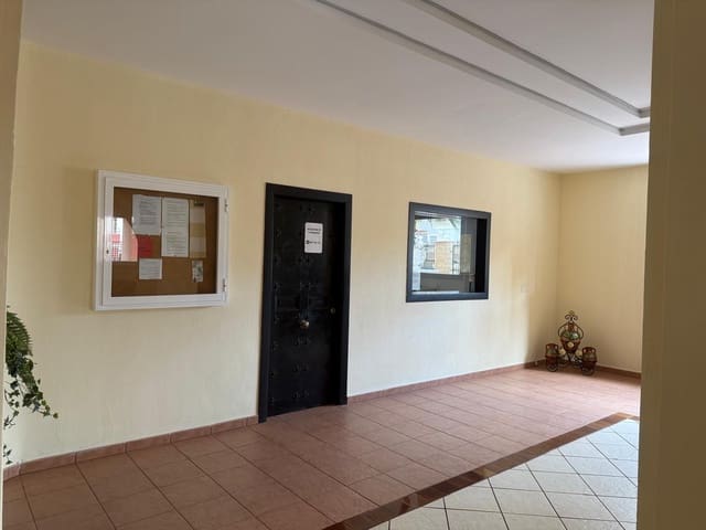 Ático de 4 habitaciones en Los Frutales, Torrevieja en venta - 495.000 € (Ref: 9983577)