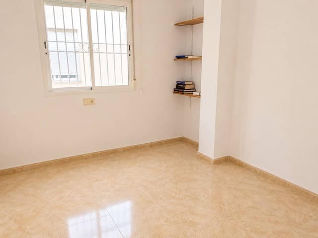 2 soverom Leilighet til salgs i Centro - Muelle Pesquero, Torrevieja - € 136 500 (Ref: 9983579)