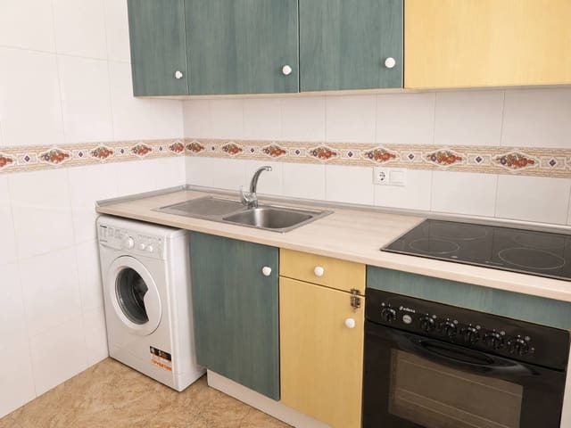 2 soverom Leilighet til salgs i Centro - Muelle Pesquero, Torrevieja - € 136 500 (Ref: 9983579)