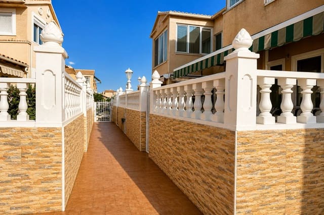2 chambre Bungalow à vendre à El Chaparral - La Siesta - La Torreta, Torrevieja - 179 500 € (Ref: 9983580)