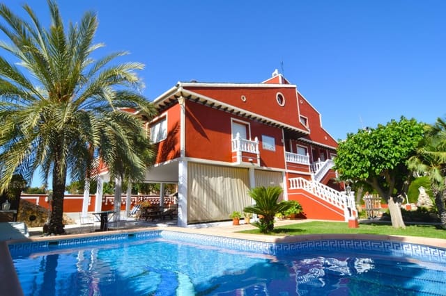 5 soveværelse Villa til salg i Dehesa de Campoamor, Orihuela - € 860.000 (Ref: 9983582)